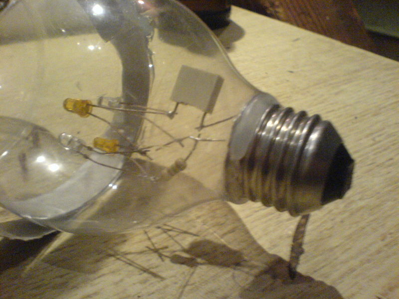 Datei:LED-Lampe hautnah.jpg